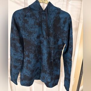 Men’s lululemon blue/black city sweat pullover hoodie size medium